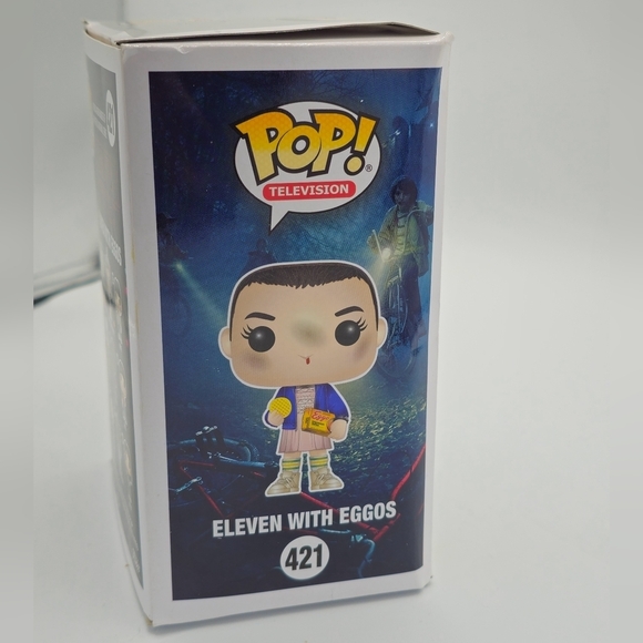 Funko POP! Stranger Things Eleven with Eggos #421 Vinyl Figure - Picture 6 of 9